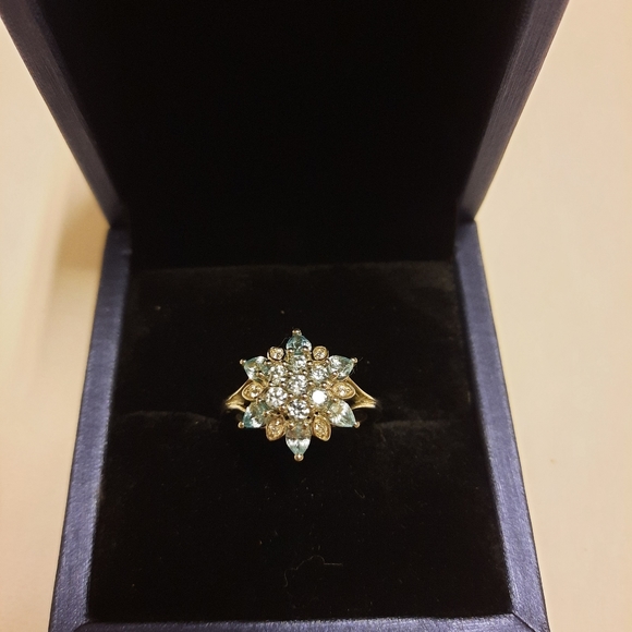Blue Cambodian Zircon floral ring - Picture 3 of 5